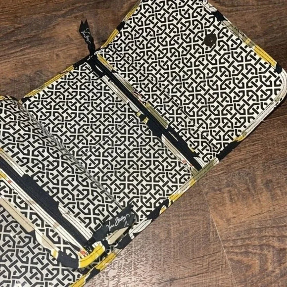 Vera Bradley Travel & Go Jewelry Folio Dogwood NWT - Picture 5 of 6